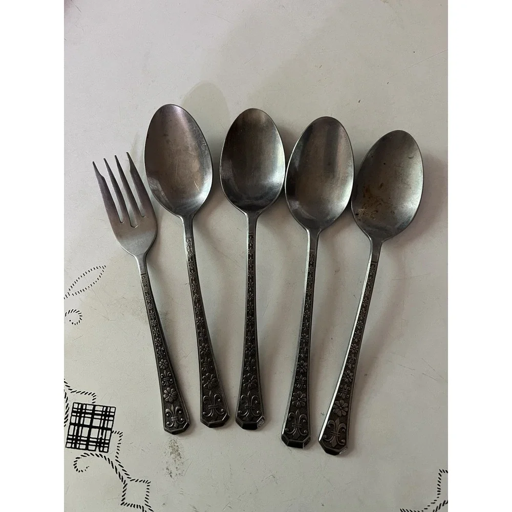 Florenz Fork(1) Spoons(4) Lot Fleur De Lis Stainless Steel Korea Vintage